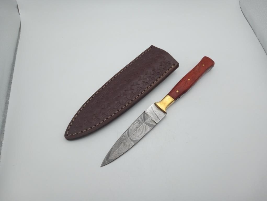 Hunting Knife Damascus Steel Blade & Sheath