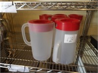 Bid X 16: Rubbermaid Pitcherw/ Lids