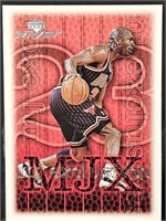 Michael Jordan 1999-00 Upper Deck MVP MJ