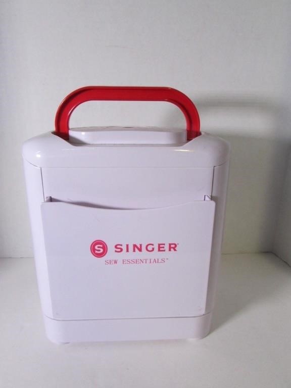 Singer Supply Case Full of Sewing String