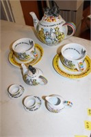 Wizard of Oz tea set- large and small