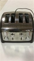 Black and Decker 4 slot toaster