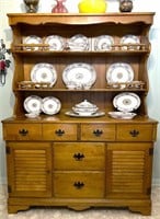 Vintage Early American Style Maple Hutch