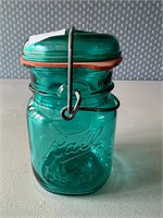 GREEN BALL IDEAL WIRE SNAP JAR 5 1/2" TALL