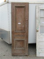 INTERIOR DOOR 82" X 26"