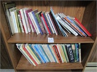 40+ COLLECTOR BOOKS & PRICE GUIDES- LOT ON GLASS