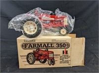 Farmall 350 Tractor Die Cast 1/16 Scale LNIB