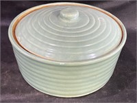 VTG Ribbed Pottery Covered Dish