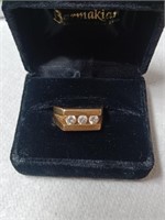 Marked and Tested 14K Ring w/ Diamonds- 9.4g