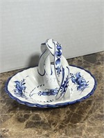 BLUE/ WHITE DISH