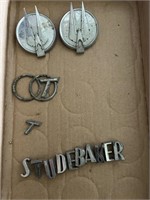 1961 Studebaker Hawk emblem