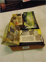 Halogen Bulbs/Latex Gloves