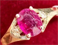 $1465 10K  Natural Ruby(1ct) 2 Side Diamonds(0.05c