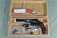 Dan Wesson model 14-2 double action 357 Magnum rev