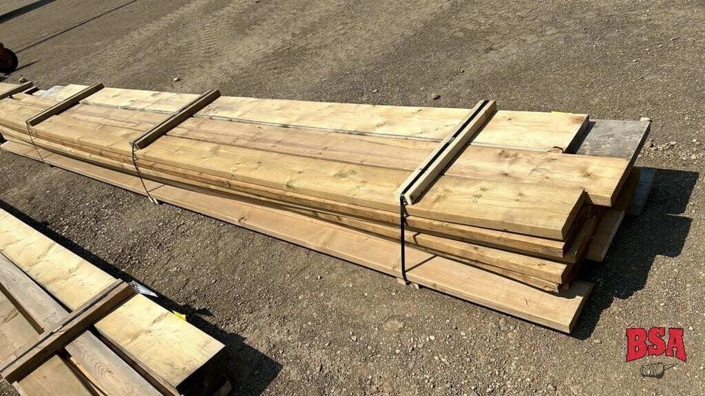 Bundle of 16' Spruce and Brown Lumber