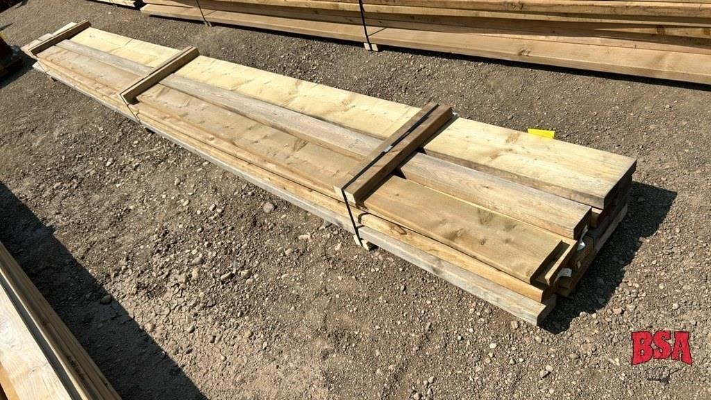 Bundle of 14' Spruce and Brown Lumber