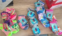 13 pairs of new little socks size 5-6.5