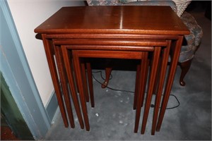 4 Federal style inlaid mahogany nesting tables