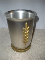 7026 Laurel Vase Brass Base w/ Floral design