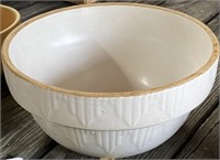 10 1/2" Stoneware Bowl