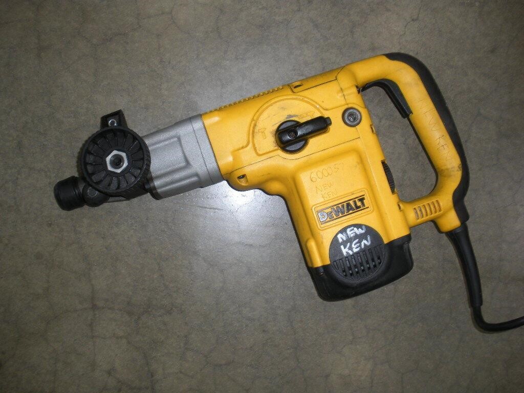 DeWalt D25551  1 9/16 Rotary Hammer Drill