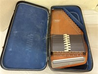 Autoharp by Oscar Schmidt with case