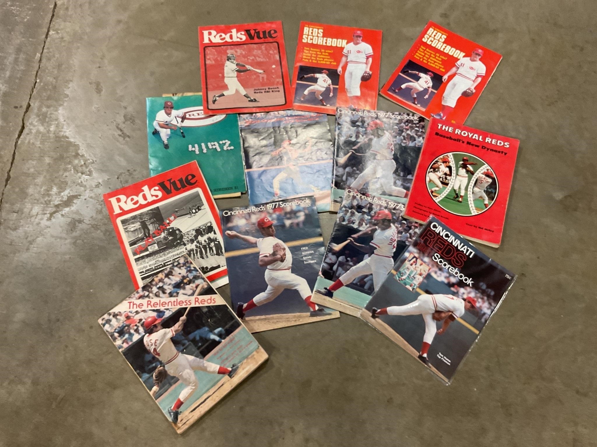 Cincinnati Reds scorebook magazines