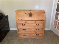 Antique dressers with key