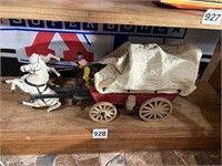 DECORATIVE SCALE MODEL COVERED WAGON