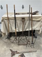 Manure Forks, Shove Potatoe/Coal, Cultivators