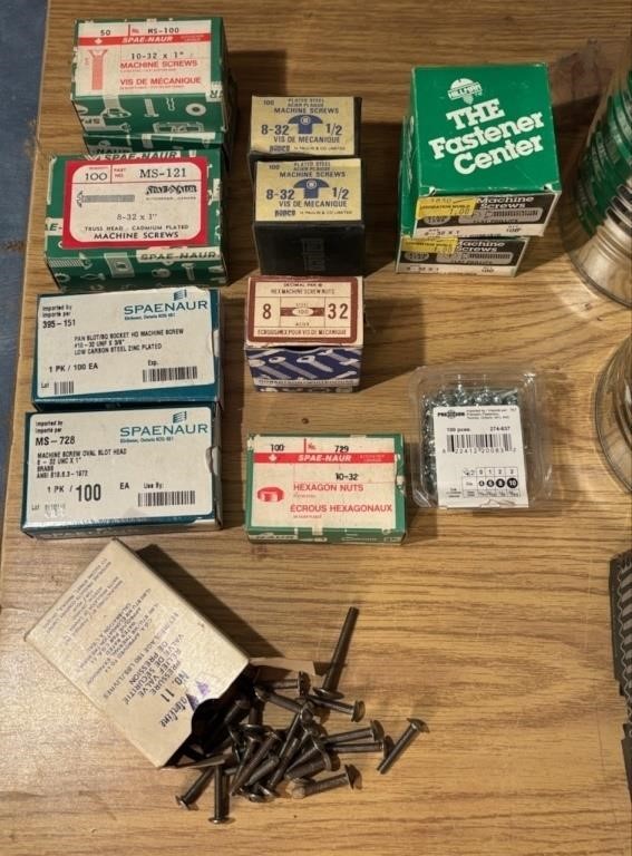 Collection of Machine Screws