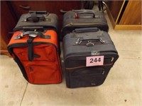 4 ROLLING SUITCASES