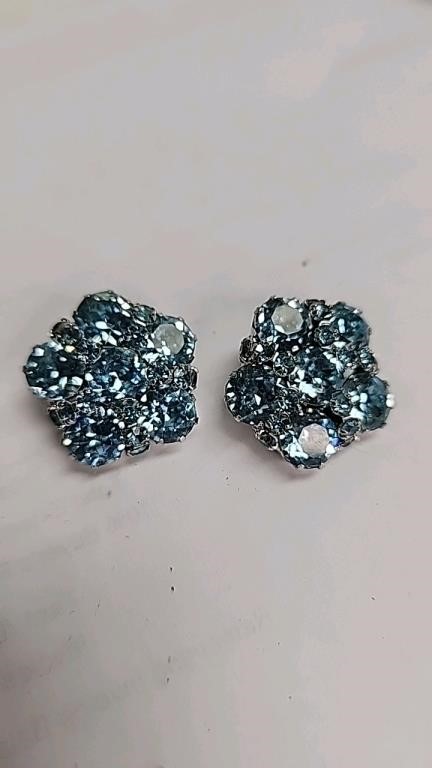 Baby Blue Emerald Clip on Earrings