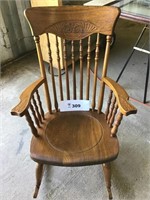 OAK ROCKING CHAIR