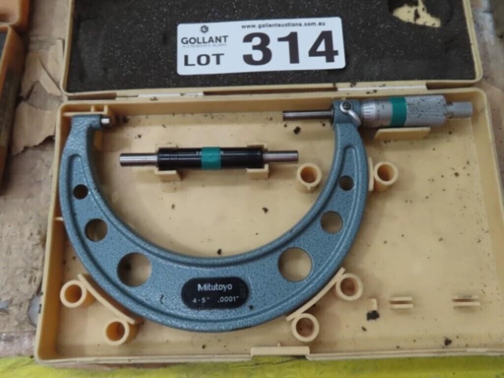 Mitutoyo Outside Micrometer 4*5" & Case