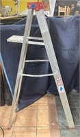 5 Ft. Aluminum Step Ladder