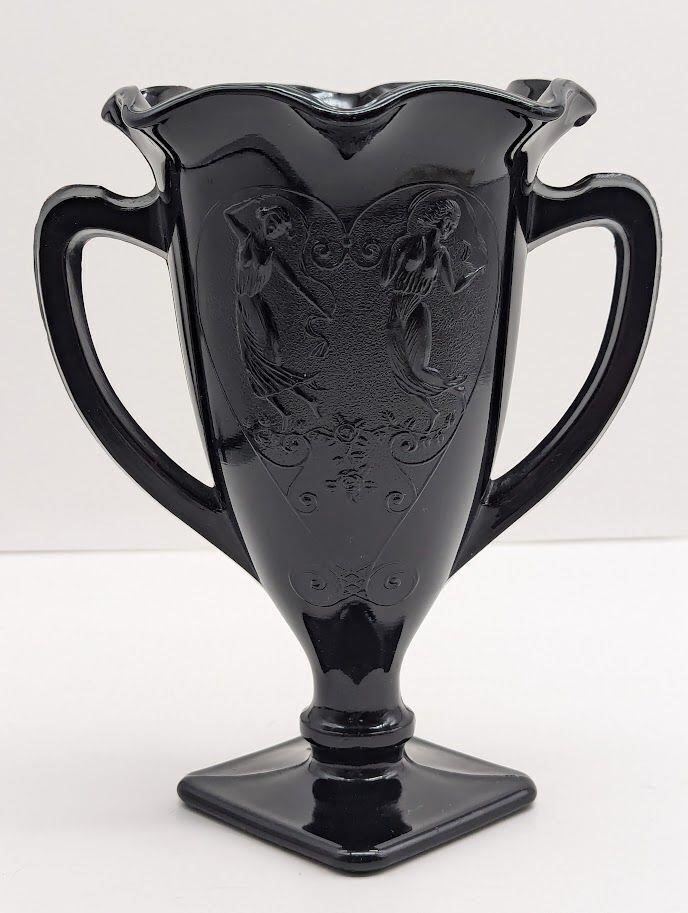 Black Amethyst Trophy Vase