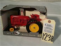 Ertl Massey Harris 55 Tractor NIB 1/16