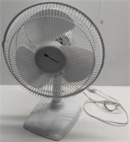 White Westinghouse Oscillating Fan