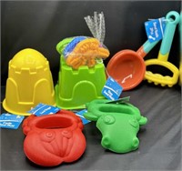 6pc Sand Toys Lot Diggers Molds Shovel Rake & More