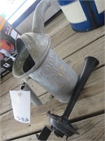 2qt Oil Can and Horn