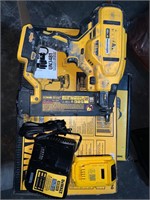 Dewalt 20v brushless 18ga Brad nailer