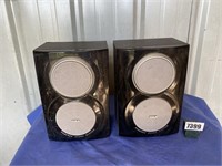 Pair of RCA Speakers