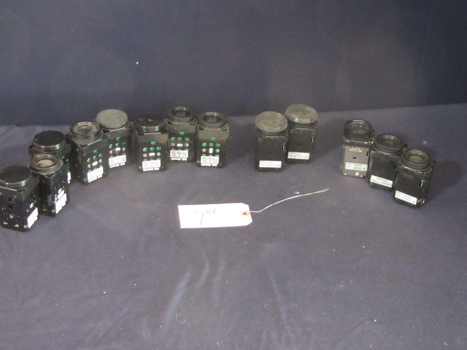 Large Lot Of Various Handheld Oxygen Analyser