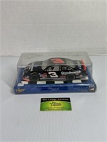 Dale Earnhardt 2000 1:24th Scale Diecast