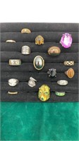 Lot of Rings-Costume jewelry-multiple sizes-plus