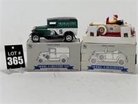 1/25 Model A Delivery Van and Roadster Locking