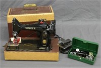 Singer 99K Sewing Machine w/Buttonholer
