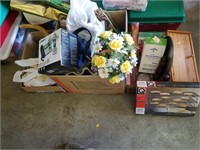 Miscellaneous cookware, Bread Box, rugs