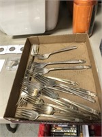 FLATWARE